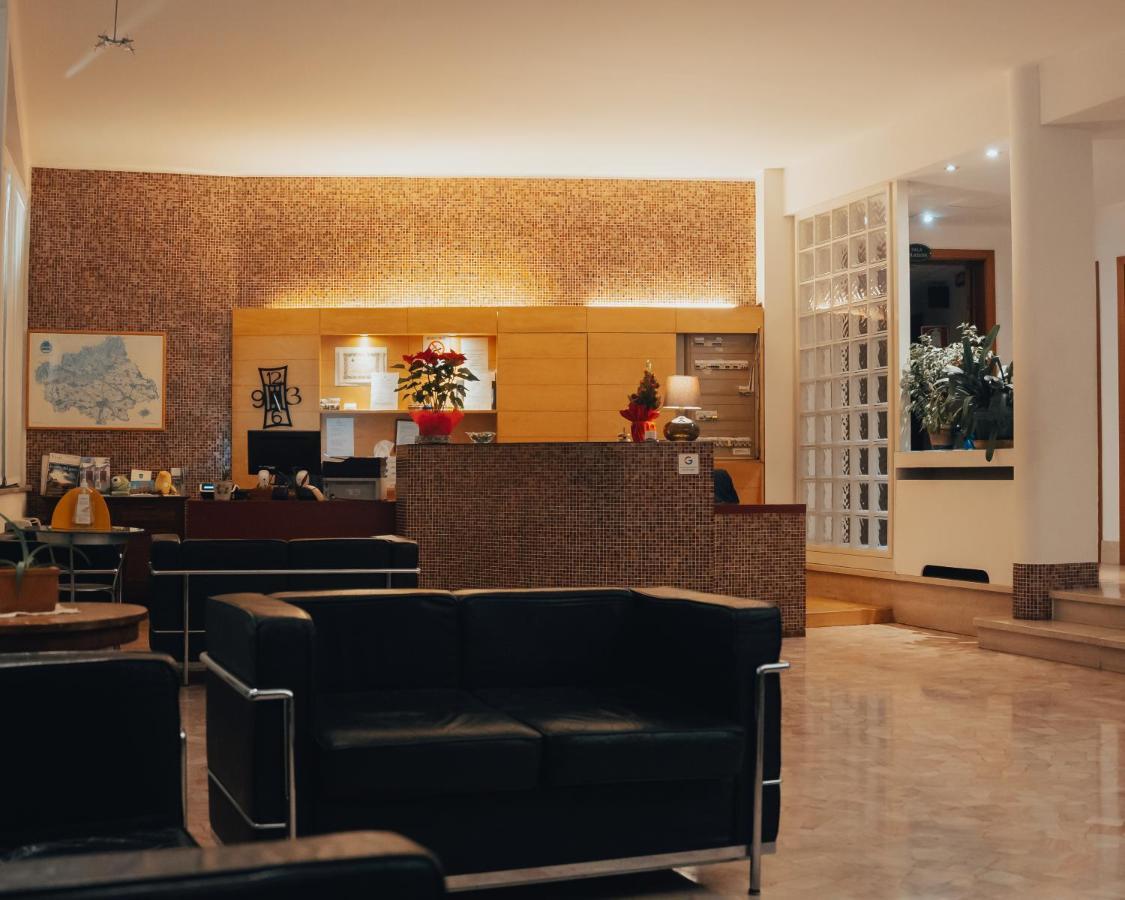 Hotel All'Oasi Paese ภายนอก รูปภาพ