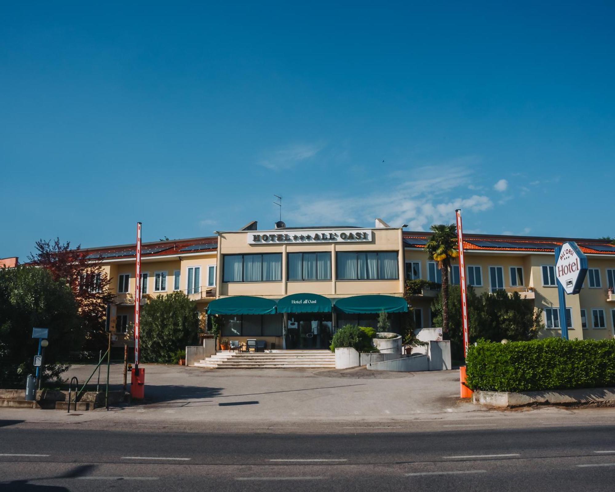 Hotel All'Oasi Paese ภายนอก รูปภาพ